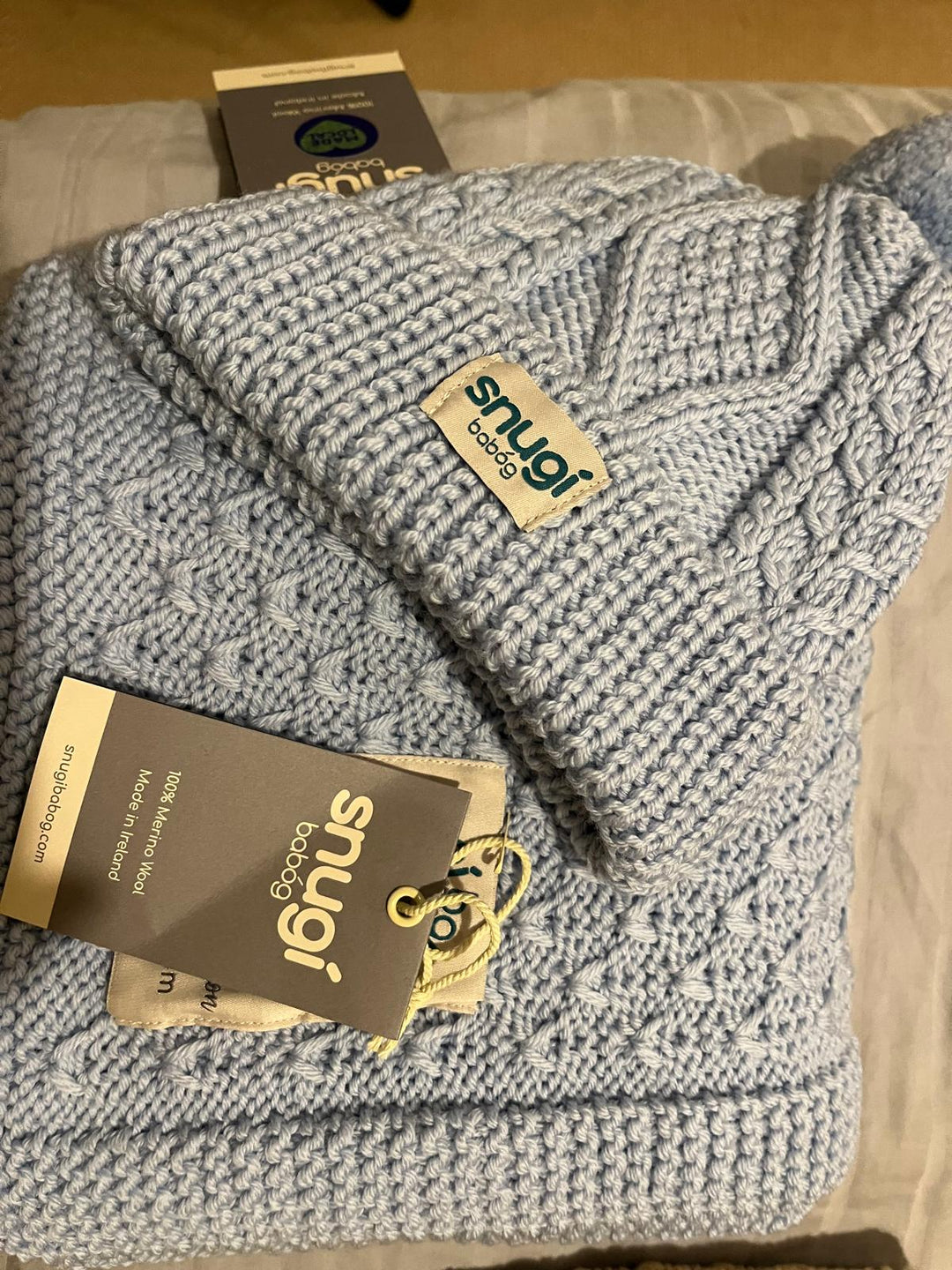 Bobble Hat and Blanket Bundle, 2pc Gift Set